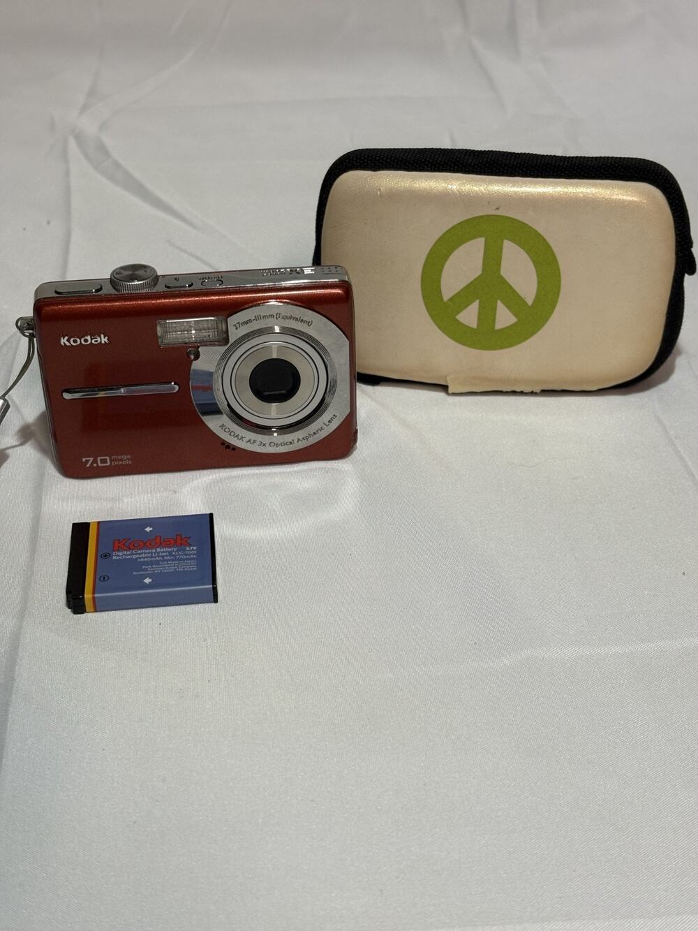Kodak EasyShare M753 7.0MP Digital Camera with Case & Battery (TESTED WORKING)